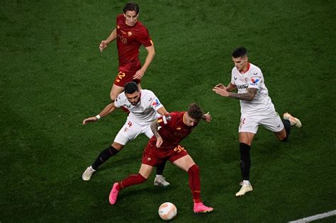 Sevilla Beat Roma On Penalties To Win Th Europa League Crown