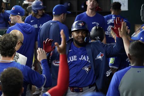 Shocking Brutal News: Blue Jays Signed $400 Million Contract for
