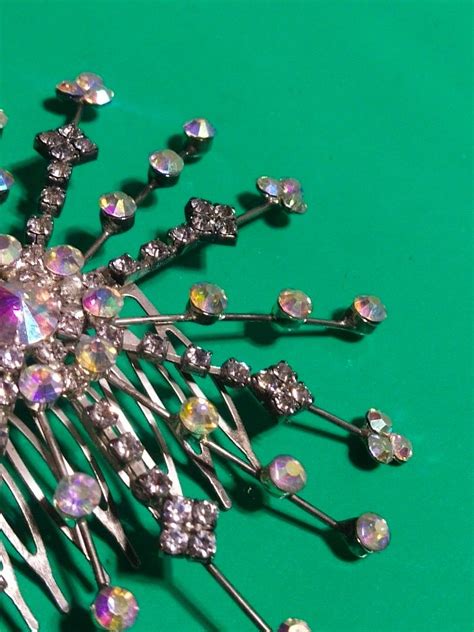 Vintage Jewelled Hair Pinbeautiful Faux Gemsluxurious Sunburst