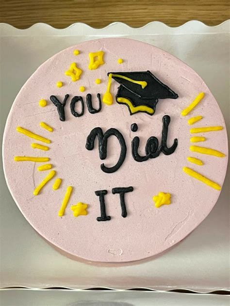 Bento Cake Simple Graduation Cakes Graduation Cake Designs Pretty