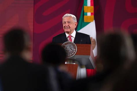 Amlo Basks Cristina Survives The Week S News Conferences