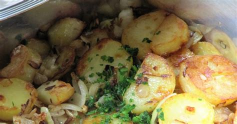 La Cuisine Dici Et Disca Pommes De Terre à La Lyonnaise
