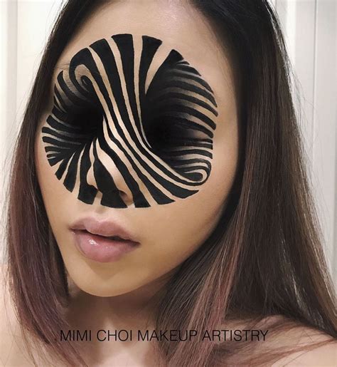 Woman Gives Up Teaching To Create Optical Illusions With Makeup And It