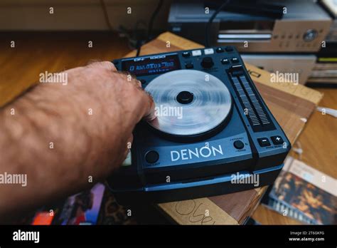 Denon Dn S1000 Hi Res Stock Photography And Images Alamy