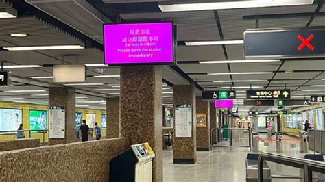 港鐵黃大仙站架空電纜故障 石硤尾至彩虹站服務暫停 新浪香港