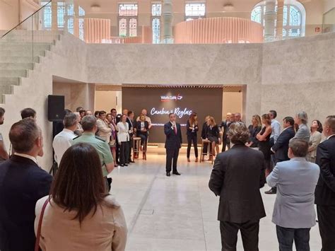 Banco Santander inaugura un espacio Work Café en su sede de Cantabria