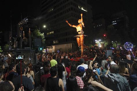 History Fundación Teatro a Mil