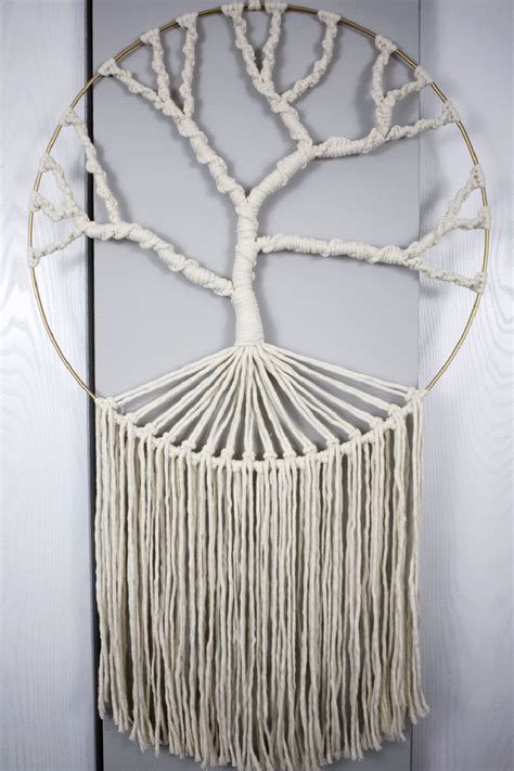 Macrame Tree Of Life Wall Hanging Free Pattern And Tutorial In 2021 Free Macrame Patterns