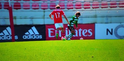 Gola O Apenas Um Minuto Em Campo V Deo El Capit N Tudo Sobre