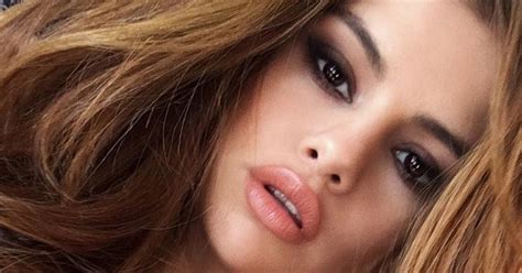 Selena Gomez Honey Blonde Hair June Popsugar Beauty Australia