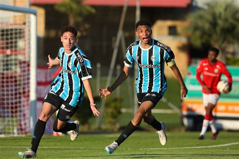 Grêmio busca empate no primeiro clássico pelas finais do Gauchão Sub 17