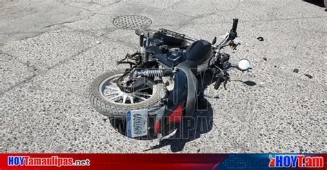 Hoy Tamaulipas Conductora Le Cierra El Paso A Motociclista Y Termina