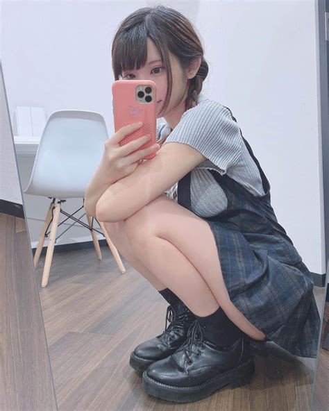 えなこさんのインスタグラム写真 えなこinstagram 「昨日の生放送で着てた私服🎀 スカートじゃなくてキュロットになってるから風の強い日も安心👌」9月23日 15時30分