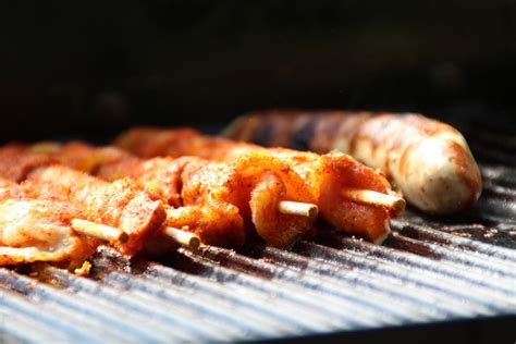 무료 이미지 요리 식품 조리 빵 굽기 고기 야외 파티 아시아 음식 소름 끼치는 소리 굽는 것 그릴 소시지