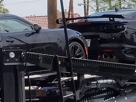 2019 Chevrolet Camaro Zl1 1le Spotted In The Wild Shows New Low Rear