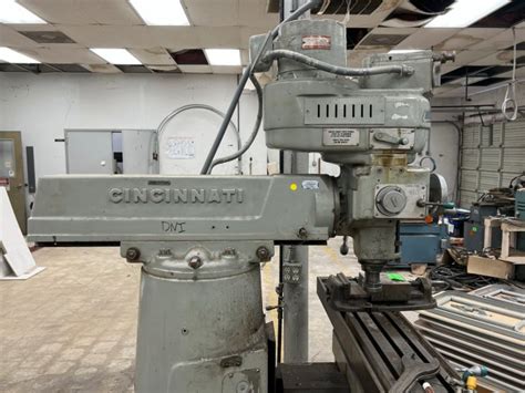 Cincinnati Toolmaster Industrial Horizontal Milling Machine For Sale