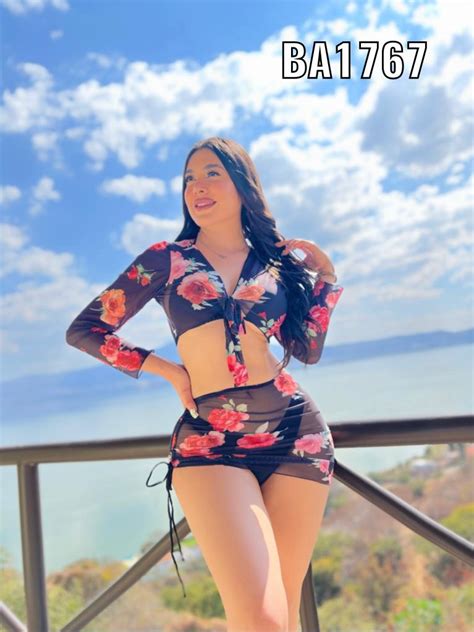 BIKINI 4 PIEZAS PAREO EN TOP Y FALDA ESTAMPADO BA1767 Tienda Tentación Por Todo