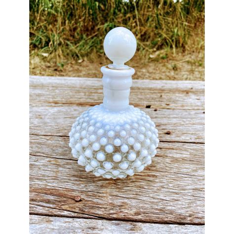 Vintage Fenton Opalescent Moonstone Hobnail Glass Perfume Bottle Shop Thrilling