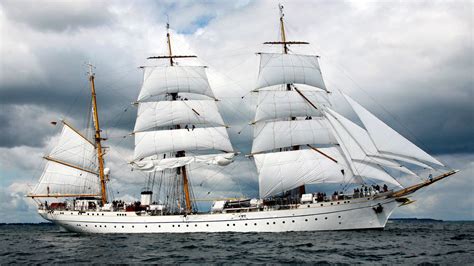 Gorch Fock 2021 Sticht Das Segelschulschiff Wieder In See STERN De