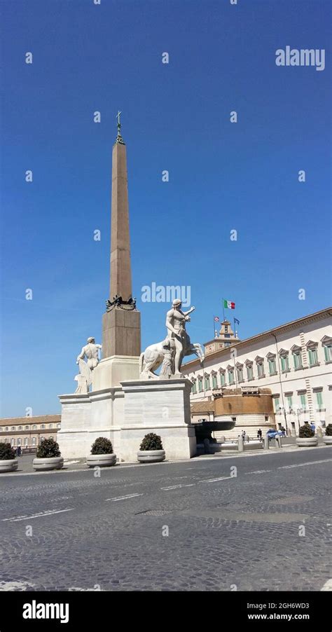 Obelisco De La Plaza Del Quirinale Fotograf As E Im Genes De Alta