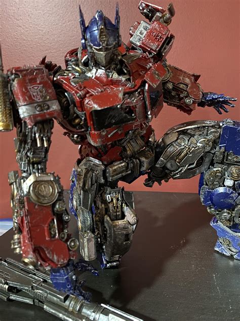 Yolopark Earth Mode Optimus Prime Model Kit 30cm Height Manually