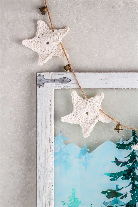 How To Make A Crochet Star Garland Christmas Decoration XoxoBella