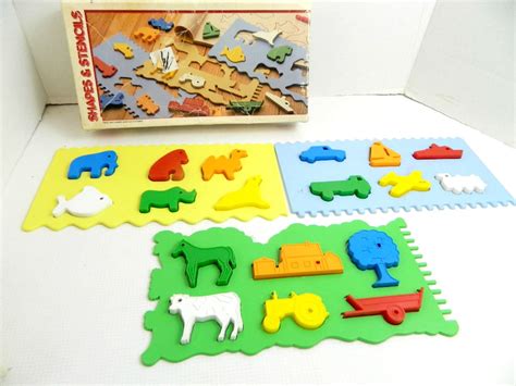 Vintage Discovery Toys Shapes And Stencils Puzzle Trace Cars