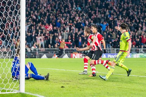 Psv Na Glorieuze Ontknoping Naar Achtste Finales Champions League De