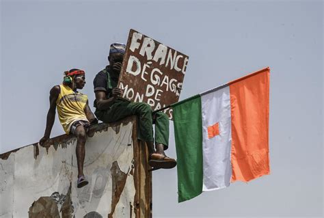 Bas La France Nouvelles Manifestations Au Niger Pour R Clamer