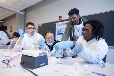 High school students learn Magic of Cosmetic Chemistry | University of ...