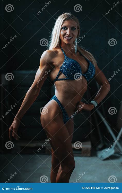 Muscular Female Bikini Fitness Champion Posing Stock Image Image Of Pretty Figure