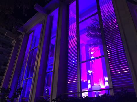 This hotel knows aesthetic. : r/VaporwaveAesthetics