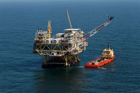 White Houses New Offshore Drilling Plan Draws Criticism From All Sides