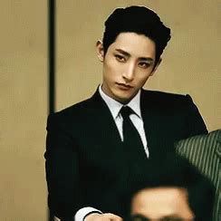 Lee Soo Hyuk Stare Lee Soo Hyuk Stare Serious Discover Share GIFs