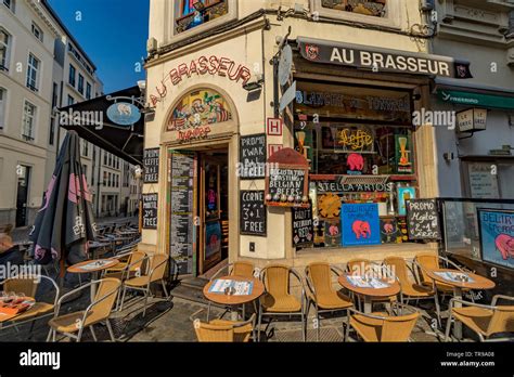 Au Brasseur A Brussels Just Off The Grand Place Square Bar Selling Many