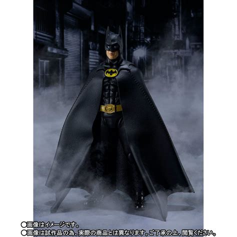 Bandai Tamashii Nations S H Figuarts Batman 1989 Michael Keaton Figure