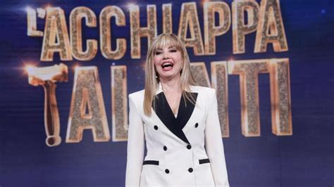 LACCHIAPPATALENTI MILLY CARLUCCI A BUBINO IN FINALE CI SARÀ DA