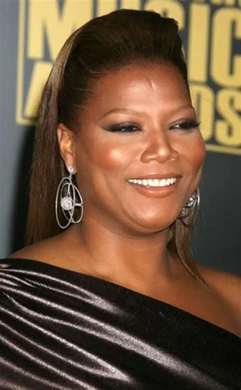 18 Queen Latifah Latest Hairstyles & Haircuts Ideas to Try Out Now