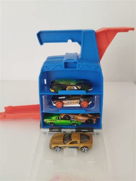 Hot Wheels Kov Eg Za Utrkivanje Hot Wheels Auti A
