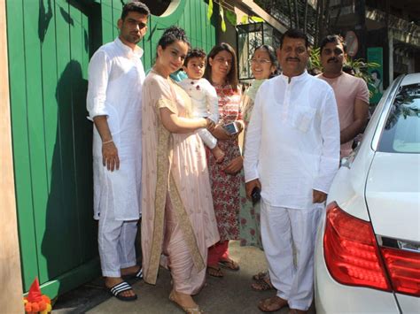 Kangana Ranaut is all smiles as she poses with family at her newly ...