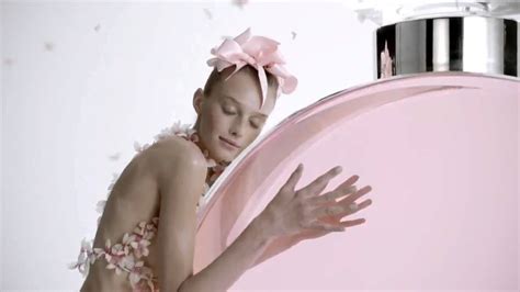 Chanel Chance Eau Tendre (женские духи Шанель Шанс Тендр, реклама ...