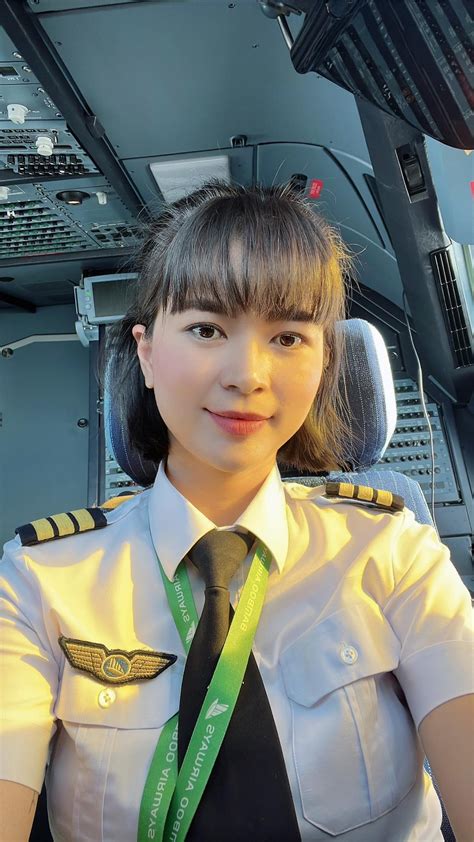 Nữ diễn viên xinh đẹp đang hot bỏ nghề đi làm phi công giờ sống ra sao