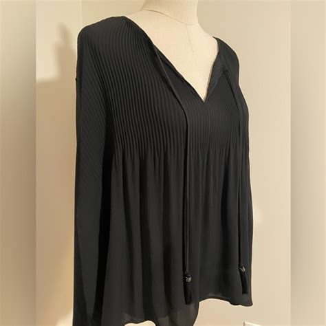 Daniel Rainn Tops Nwt L Daniel Rainn Pleated Long Sleeve Top Poshmark