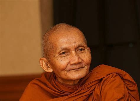 Pengabdian Y M Bhikkhu Jinadhammo Mahathera Sudah Tahun Harian