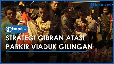 Gibran Bagi Puluhan Paket Sembako Ke Jukir Viaduk Gilingan Kompensasi