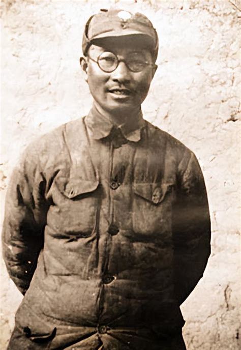 1933年，陳賡被敵逮捕，蔣介石詢問：鄧先生，我應該如何處置他？ 每日頭條