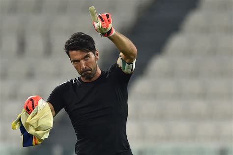 Juventus Goalkeeper Gianluigi Buffon To Retire After 2018 World Cup In