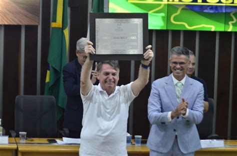 Jair Bolsonaro Desembarca Em Natal E Visita Ponta Negra Veja As Fotos