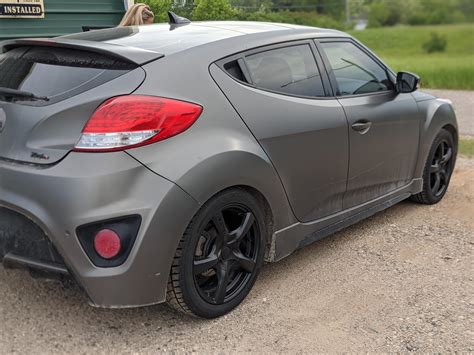 Hyundai Veloster Turbo Matte Black