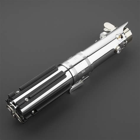 The Graflex Replica Lightsaber Assembly Charging & Disassembly Tutorial ...